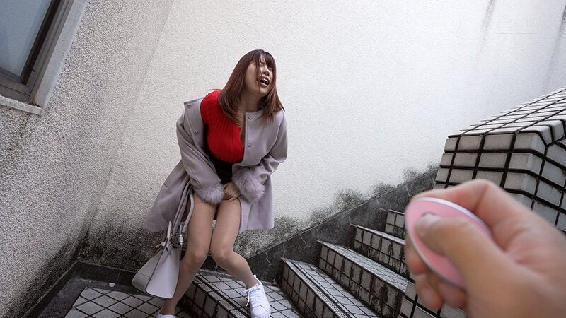 CEMD-338 Went On A Deep Throat Date In The Downtown Area While Wearing Tobiko! 2 Miu Arioka