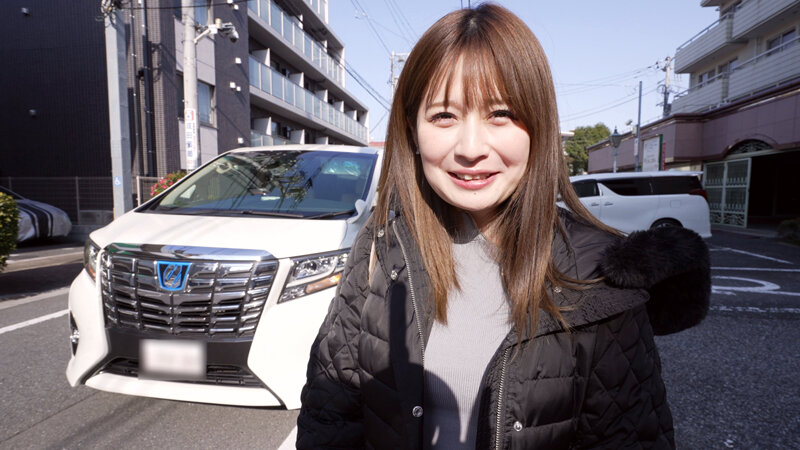 高級車に乗る自慢のデカチン男性とパパ活お泊りSEXデート3 優梨まいな 1枚目