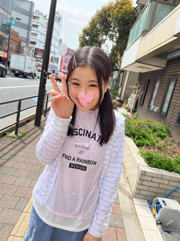 小さい女の子の極小ワレメにメリメリチ〇ポを押し込み無邪気な笑顔が引き攣り「やめて…、やめて…」と拒絶しても猛ピストン繰り返す サンプル