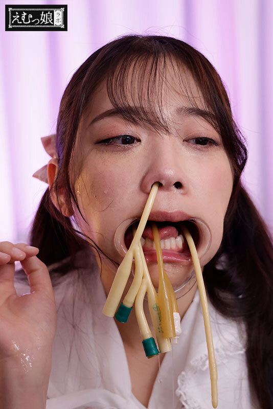 最狂喉凹ピンサロ嬢 二葉エマ 1枚目