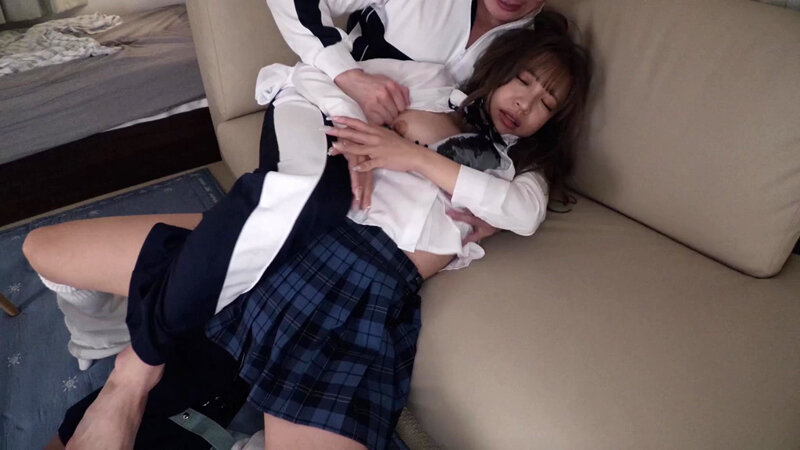 【4K】教え子の制服女子を自宅で強●わいせつ 小那海あや サンプル画像
