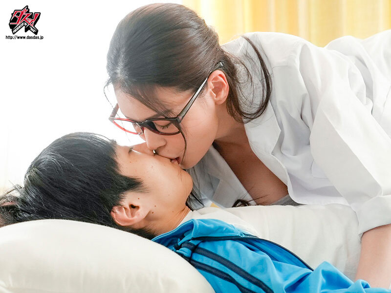 もしも、保健の先生が草食系男子とセフレ関係だったら… 橘メアリー 画像3