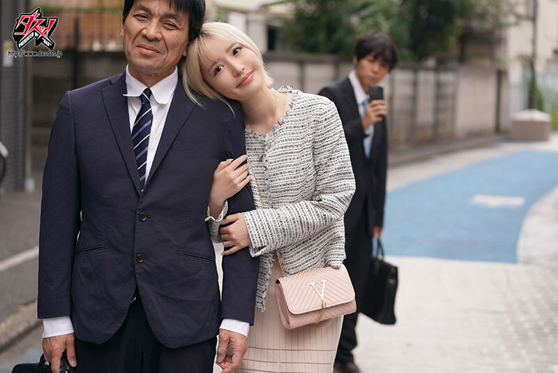 パパ活するスレンダー巨乳女を制裁するはずが…なぜかオレ専用肉オナホに調教していた。 百永さりな 1枚目