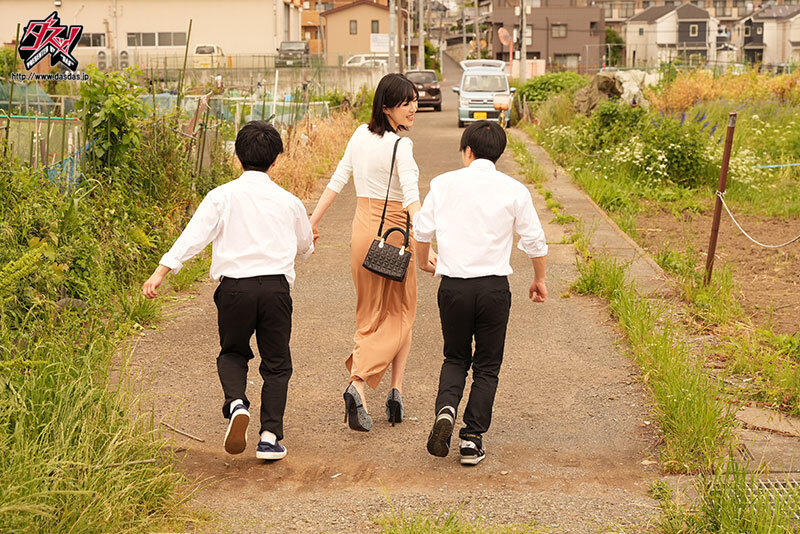 チビ童貞と巨女お姉さんの巨姦SEX 192cm巨乳デカ女降臨 タッパと尻のデカい女がタイプです。 辻井ほのかのサンプル画像