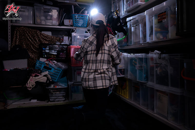 AV会社の女子社員だったら業務中にレ●プされても当然！とりま性欲溜まったらバチボコ拷姦OK！人権無しのフリーオナホール美人AD 五日市芽依 画像6