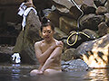 混浴温泉で母に勃起チ○ポをモロ出しして発情アピールしたらSEXさせてもらえるのか！？4時間 - 12