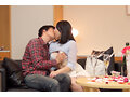 素人女子大生限定!恋人がいない大学生の男女はキスだけで恋に落ちて初対面の相手とSEXしてしまうのか?惹かれあった2人のキスまみれの完全プライベートSEXを大公開!! 2 いずみ 画像1
