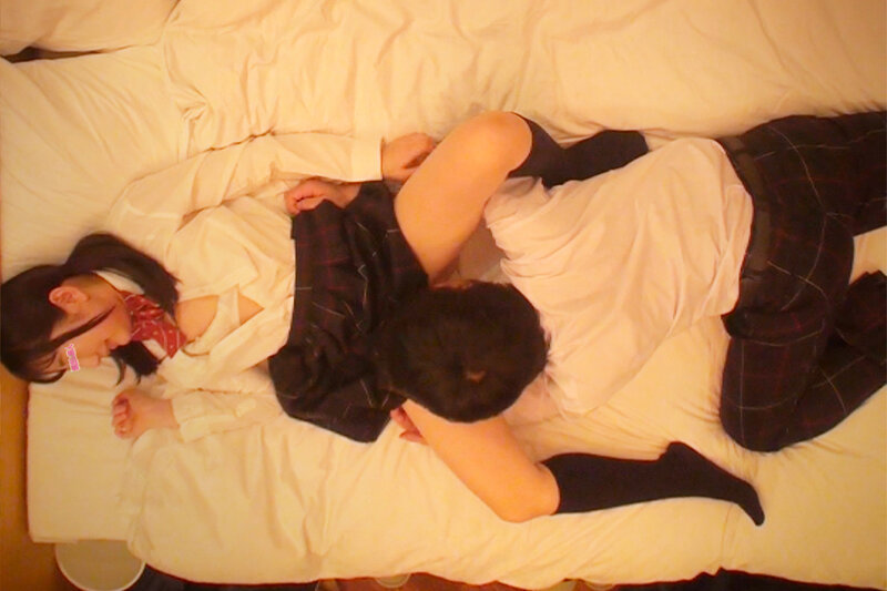 ‘時限式絶対に破けるコンドーム’を渡して同じ学校に通う男女の友達同士へ強●中出しドッキリ企画!同級生男女がラブホテルで抜かずの連続射精ミッションに挑戦!ゴム内にパンパンに溜まっていた精子が突然コンドームが破れて想定外の膣内大量射精!! 2 みゆ 画像3