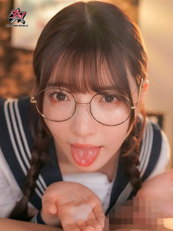 地味そばかす丸眼鏡巨乳の幼なじみに「私にエッチなこと教えてくれる?」と囁かれ、理性をぶっ壊されて何度も中出しする極限チンイラ痴女POV。 彩月七緒 20枚目