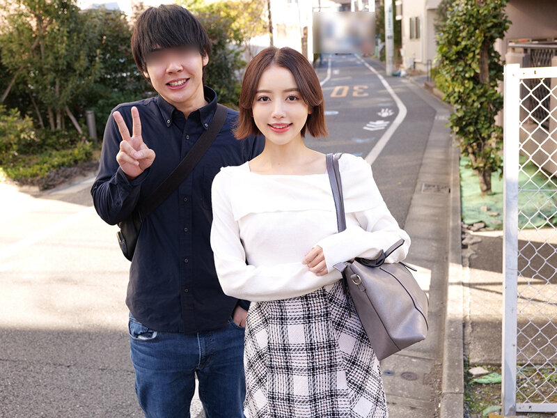 「キスぐらい大丈夫でしょ」「チューするの初めてなんだよ…」「えっもしかして童貞…!?」姉弟が青空の下で照れ照れ超濃密ベロキス体験ww 童貞弟のファーストキッスを奪っちゃった姉が濃厚接吻でミラクル発情//彼氏がいるのに弟くんを生々しい接吻とともに生ハメ中出し筆… 画像2