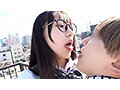 【FANZA限定】「キスぐらいイケるでしょ」「チューするの初めてなんだよ…」「えっもしかして童貞…！？」兄妹が青空の下で照れ照れ超濃密ベロキス体験ww 童貞兄のファーストキッスを奪っちゃった妹が濃厚接吻でミラクル発情// 彼氏がいるのにお兄ち… パンティとチェキ付き