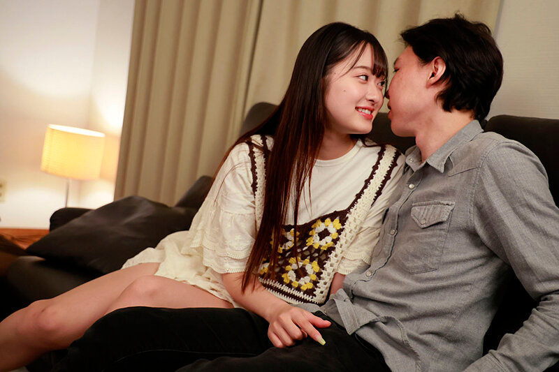「初めてのことで緊張しちゃいます…」チ○ポにギリギリ触れない絶妙テク！焦らしの鼠径部マッサージで男を確実に悶絶させる色白デカ尻美少女は結局三度の指名で生ハメできる 花守夏歩 画像9