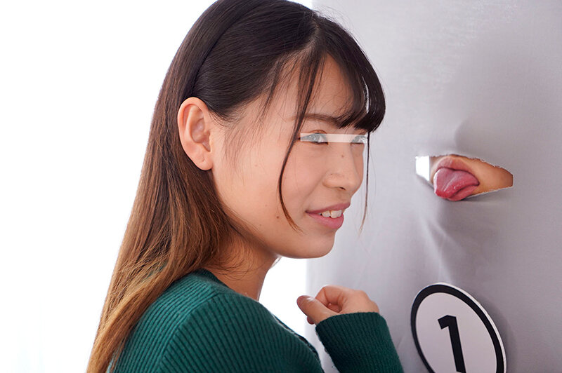 一般男女モニタリングAV 女子大生限定!ズラ〜ッと並んだお口の中から濃厚ベロチューで誰が彼氏か当ててみて!ハズレたらいきなりデカチン即ハメ!初めての公開ディープキスで糸が引くほど舌を激しく絡ませオマ○コが濡れちゃったJDは彼氏の目の前なのに絶頂が止まらない!! 画像2