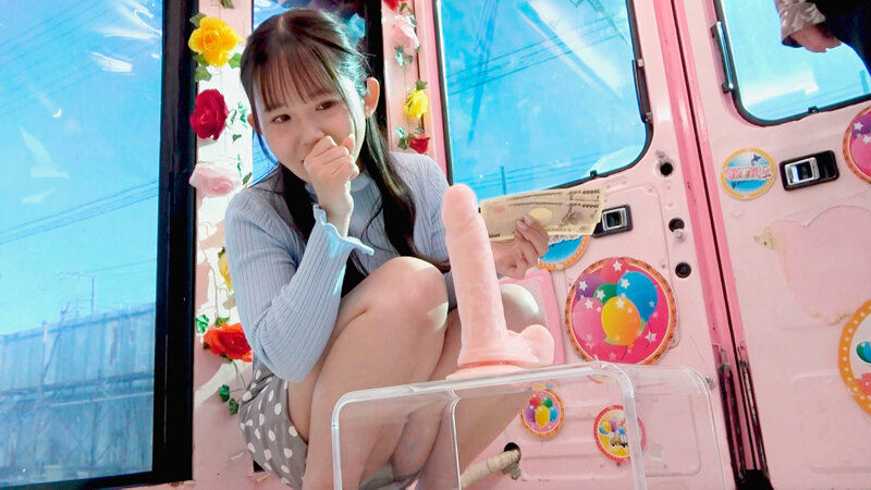 完全撮り下ろし路上ナンパ！街で見つけた美女10人が初めての固定ディルドまたがりオナニー！揺れるデカ尻！卑猥なくちゅ音！ズッポリ丸呑み！杭打ち激ピストン！「ヤバい、気持ち良い…」恥じらいながらも我慢できずに痙攣イキ！ヒクつくアナルまで丸見えのドアップ接写ア… 画像2