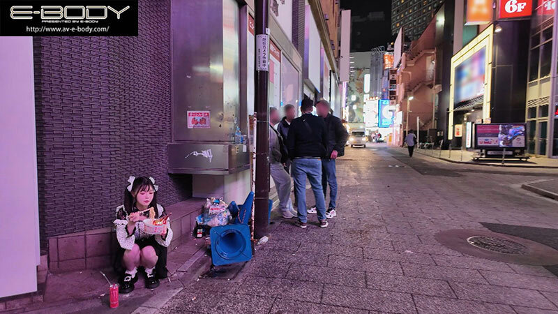 トー●で深夜に拾ったメンヘラダークな美少女 セックスのハードルが低かったから速攻でAV撮影してみた こう見えてピンク乳首永野妃華AVデビュー 2枚目