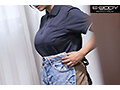 家事代行サービスの女を【家庭内盗撮】ノーと言えない巨乳女性を犯して中出しキメるまで。 莉々はるか - サンプル 5