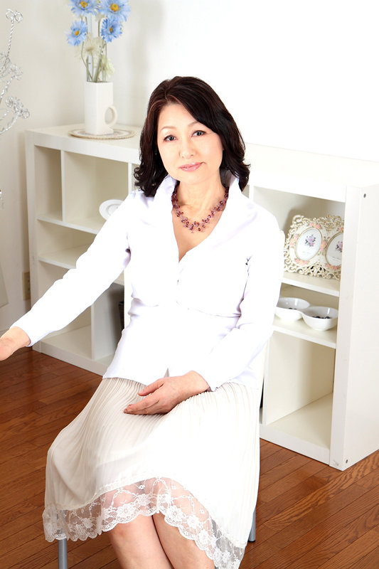 EFDM-037 第 3 部分 - 78 分钟