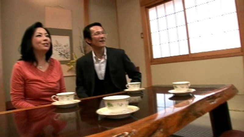 EMAD-006 第 3 部分 - 40 分钟