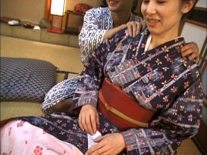 修善寺の居酒屋女将 口説かれ上手なおっ母さん 西野佐知子