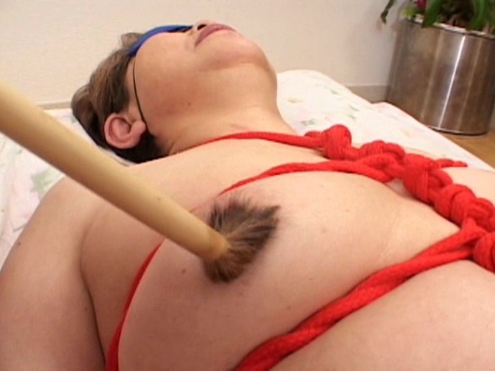 EMAF-135 第 13 部分 - 90 分钟