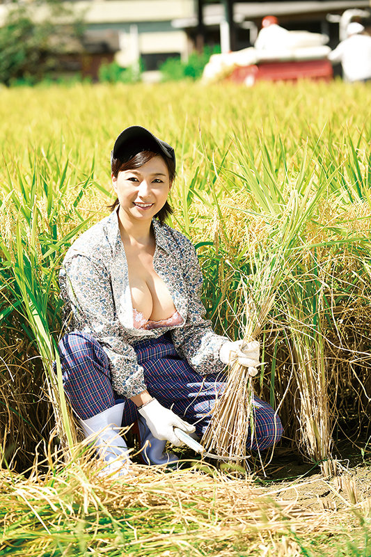 EMAF-615 第 2 部分 - 54 分钟