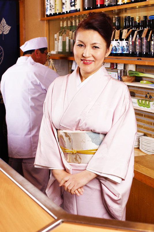 EMAF-634 第 1 部分 - 30 分钟