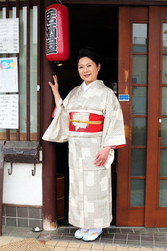 EMAF-634 第 2 部分 - 54 分钟