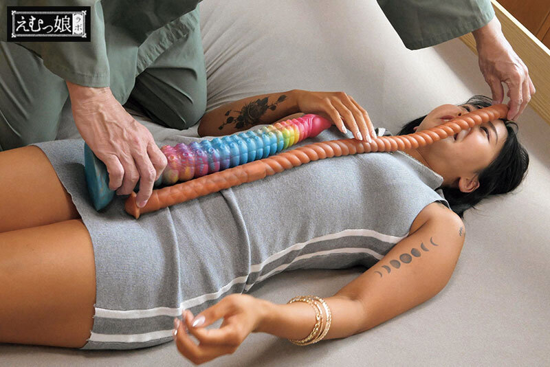 鍛錬を重ねた至高のケツ穴に全挿入じゅぶにゅぷぅ！長～い超異次元ロングディルド丸飲みアナルファッカー2nd BEST 画像1