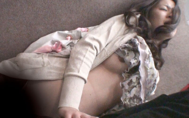 近所の奥さんにいたずら精液発射4時間 7枚目