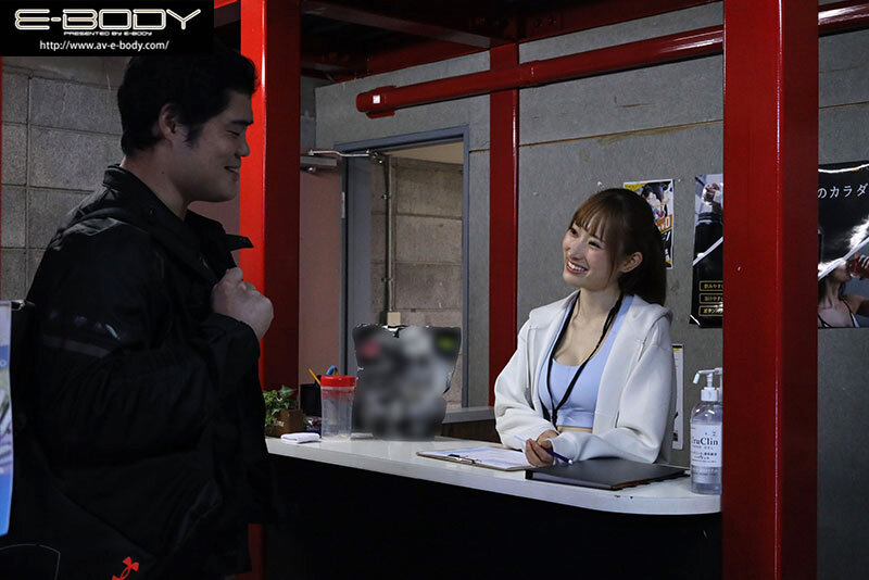 EYAN-214 第 1 部分 - 30 分钟