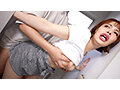 無自覚すぎるHカップ爆乳店員の胸チラ誘惑で理性を揺さぶられまくって…入田真綾 - サンプル 2