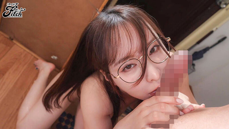 安アパート暮らしの風俗に行く金もない俺が捕まえた大人しい人妻は 我慢できずに玄関でSEXを求める聖水まき散らし激ヤバ痴女だった!! 海老咲あお サンプル7