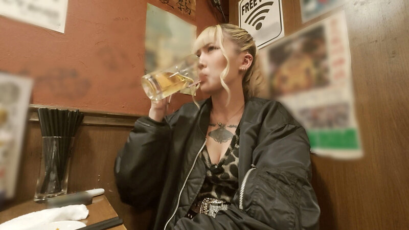 ガチ昼呑みはしご酒 〜シラフとヘベレケ、ギャップ検証ドキュメント〜 飲んで、笑って、酔って、本音！？【ギャル編】 サンプル画像 3
