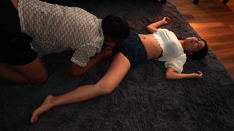 【やせ巨乳潮吹き（23）】無防備女睡眠姦盗撮V 画像5