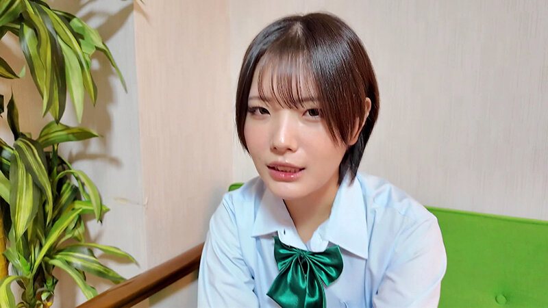 ホス狂の友達を助ける罪深きゆめかわ女子○生バイト個室J系リフレ盗撮