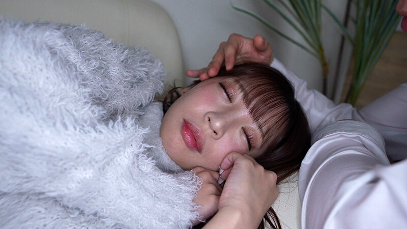 飲み会後に泥●女子を介抱したがる男たちのサンプル画像2