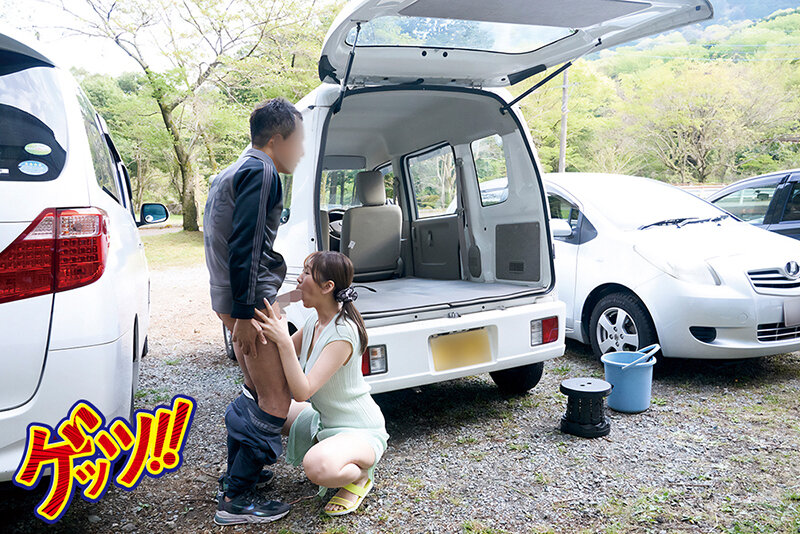 これは無自覚!?それともワザと!!?隣人のタイトワンピからまさかの透けパン丸見え!!ちょ~ガン見しているのがバレてしまったボクは、性欲剥き出しの美尻奥さんに… 画像5