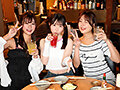 飲酒！飲尿！飲潮！お酒も体液も飲んで浴びて酔っ払ってヤリたい放題！！ - 2