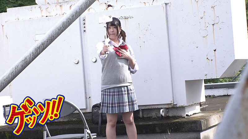 エロ妄想拗らせたJ系は全裸露出がお好き?「誰にも、バレませんように…。」と、セルフ露出を楽しんでいたのに、突然のキモ男乱入に逃げる術もなく…。 画像13