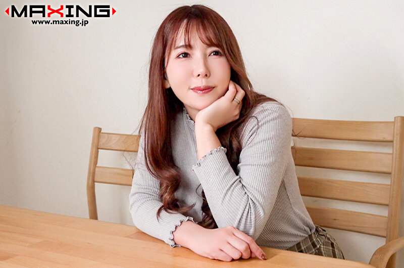 【FANZA限定】息子の友人に寝取られ本能のまま溺れる母 波多野結衣 パンティとチェキ付き 画像2