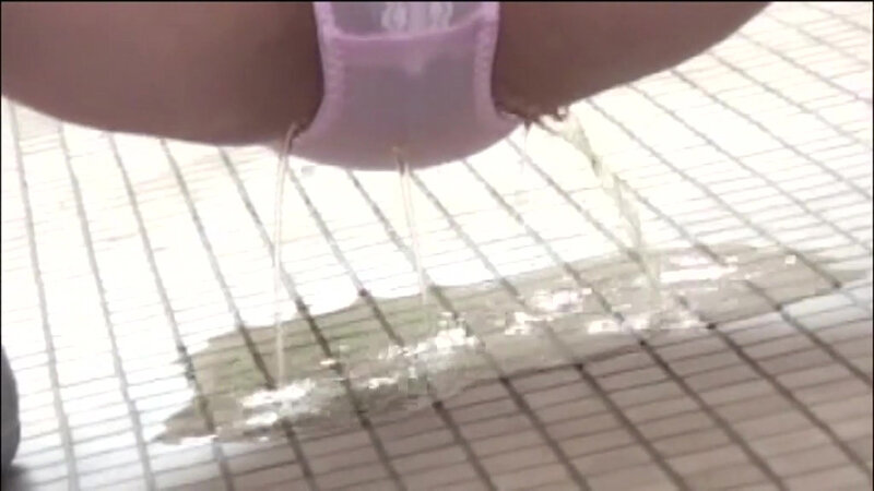 超至近距離おしっこする瞬間大量放出スペシャル 9枚目