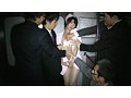 サンプル画像14 - 妄想看護師ぶっかけ痴●列車 ザーメンナースの妄想着衣痴● みおり舞