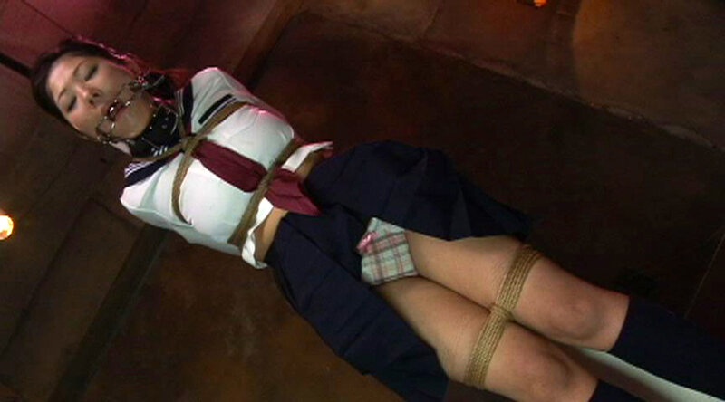 NUBI-089 第 17 部分 - 142 分钟