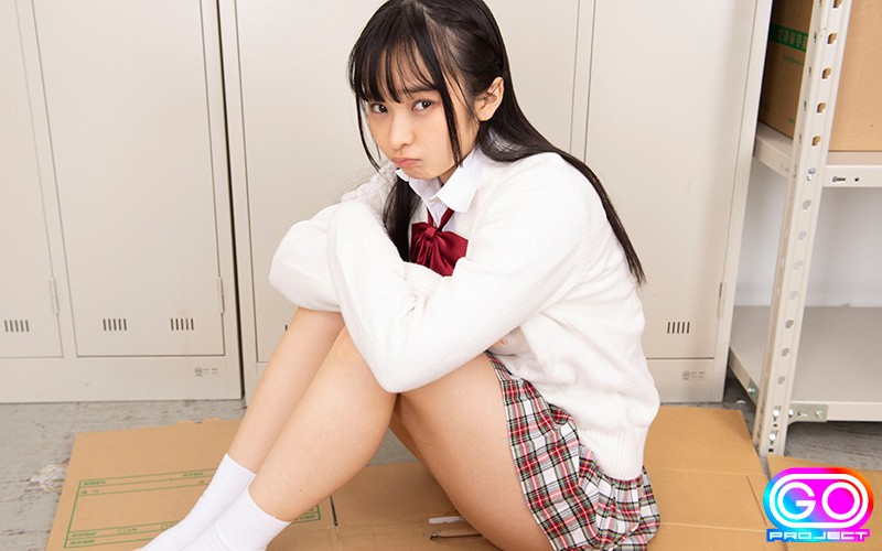 【VR】HQ 劇的超高画質 密室 好きなあの娘と閉じ込められて…。 生存本能から欲情するサバイバルハプニングSEX 香乃萌音