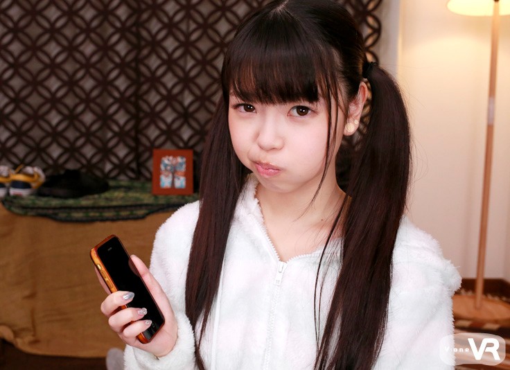 【VR】長尺43分・高画質 ヤンデレ妹と甘い？生中出し性活 一色さゆり
