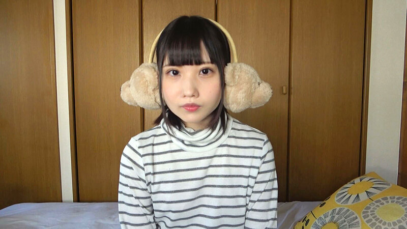 「胸がちっちゃいのが恥ずかしいので、20年間処女でした。でも、今日卒業します…」紗霧(二十歳) 画像2