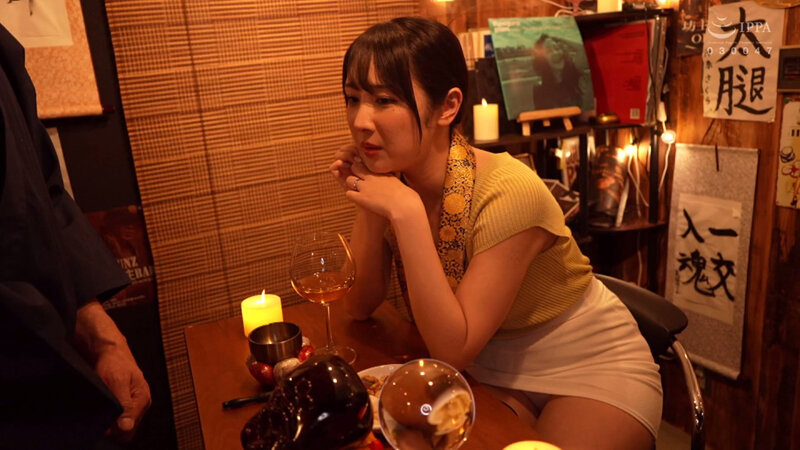 坊主Bar3 グラマー妻なのにご無沙汰やけ酒と坊主棒で体を鎮めます/男が欲しくてしょうがない…拙僧の珍棒でお相手いた候/淫獣が暴れ出しています直ぐ如意棒を注入しないと/揉みしだきたくなる爆乳に幼顔が危険な淫の印 サンプル