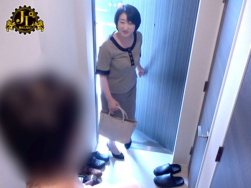 「おばさんレンタル」サービスリターンズ100 お願いすればこっそり中出しセックスまでさせてくれるエロくて優しいおばさんともっとすげーセックスがしたくなったのでおかわりしてみた 画像7