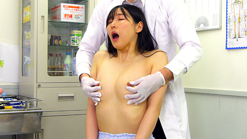 ドクハラ健康診断で乳頭発情する熟女妻たち 画像2