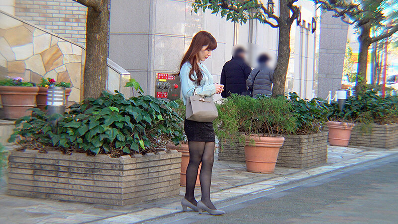 【数量限定】美人妻 昼下がりの変態黒パンスト倶楽部 さきさん チェキ付き 画像1